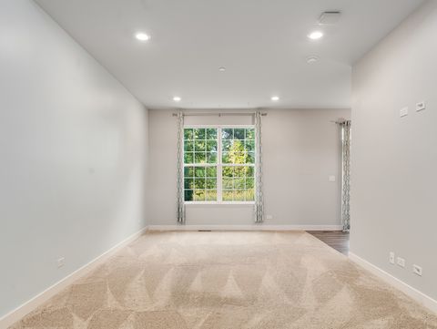 Tiny photo for 1676 Carlstedt Drive, Batavia, IL 60510 (MLS # 12553550)