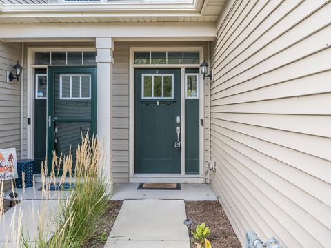 Tiny photo for 1676 Carlstedt Drive, Batavia, IL 60510 (MLS # 12553550)