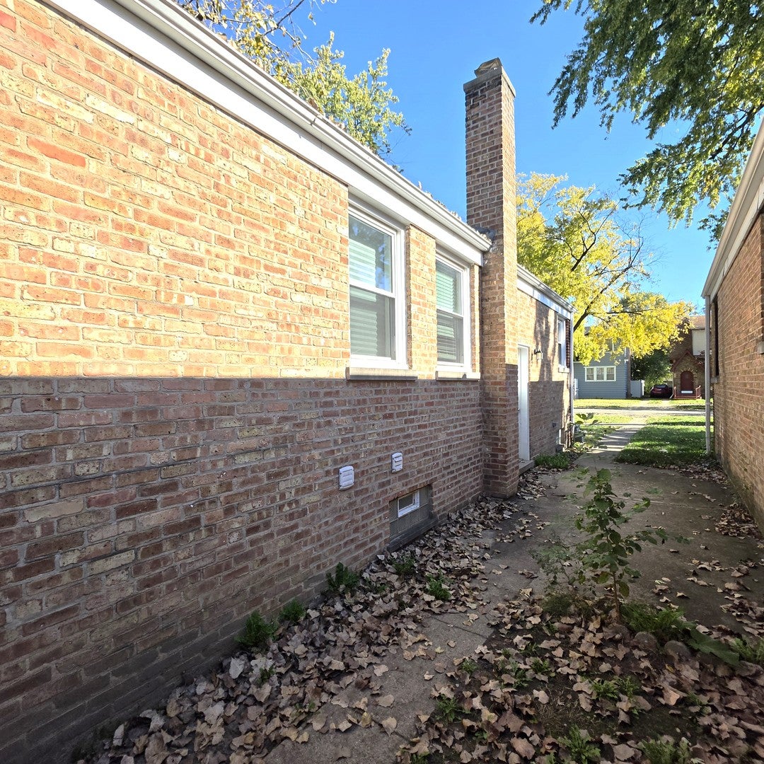 2000 S 3rd Avenue