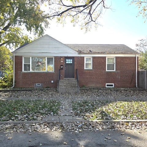 Photo of 2000 S 3rd Avenue, Maywood, IL 60153 (MLS # 12797905)