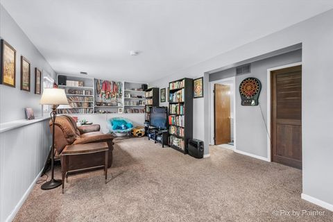 Tiny photo for Naperville, IL 60565 (MLS # 12617117)