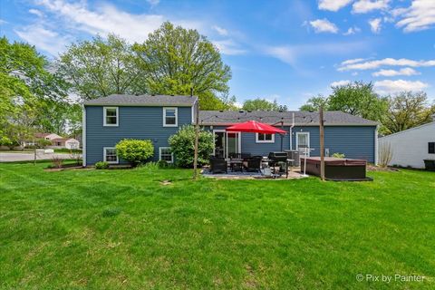 Tiny photo for Naperville, IL 60565 (MLS # 12617117)