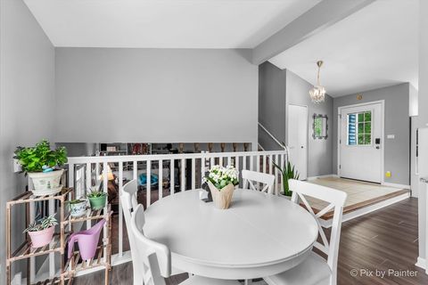 Tiny photo for Naperville, IL 60565 (MLS # 12617117)