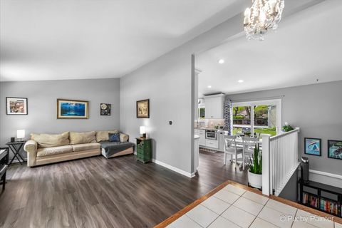 Tiny photo for Naperville, IL 60565 (MLS # 12617117)