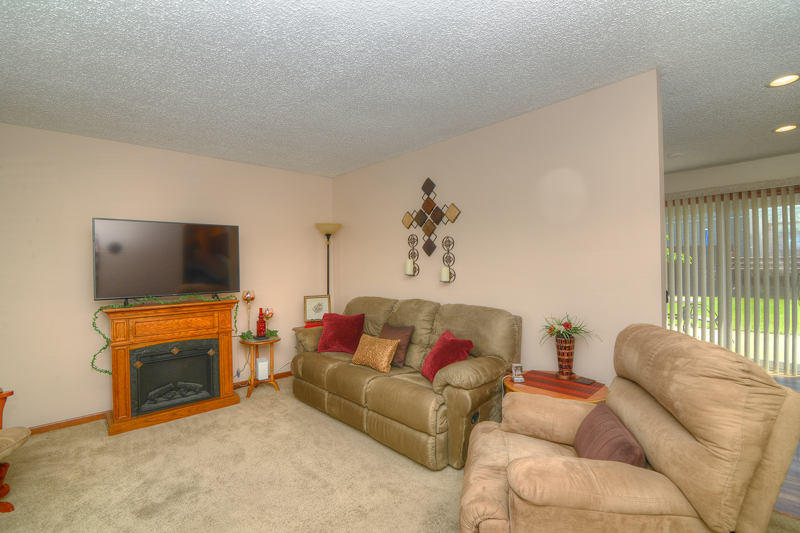 4585 Zeppelin Drive