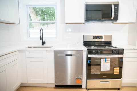 Tiny photo for 9737 S Merrill Avenue, Chicago, IL 60617 (MLS # 12718100)