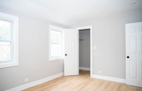 Tiny photo for 9737 S Merrill Avenue, Chicago, IL 60617 (MLS # 12718100)