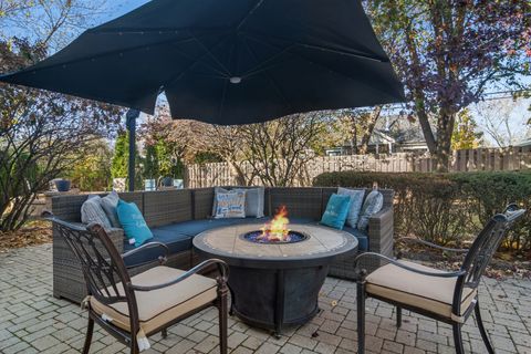 Tiny photo for 848 W Kenilworth Avenue, Palatine, IL 60067 (MLS # 12510522)