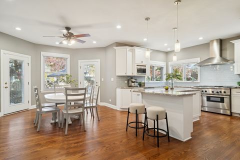 Tiny photo for 848 W Kenilworth Avenue, Palatine, IL 60067 (MLS # 12510522)