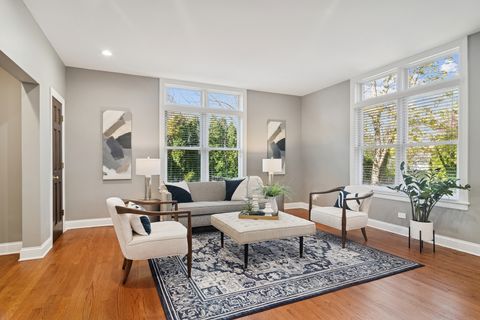 Tiny photo for 848 W Kenilworth Avenue, Palatine, IL 60067 (MLS # 12510522)