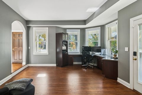 Tiny photo for 848 W Kenilworth Avenue, Palatine, IL 60067 (MLS # 12510522)