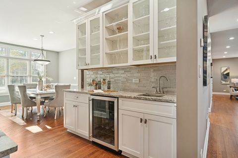 Tiny photo for 848 W Kenilworth Avenue, Palatine, IL 60067 (MLS # 12510522)