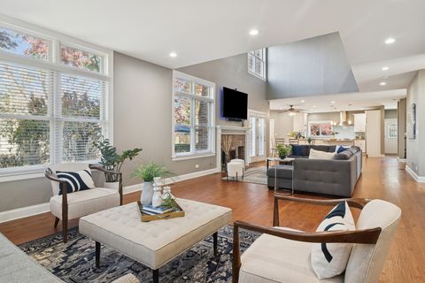 Tiny photo for 848 W Kenilworth Avenue, Palatine, IL 60067 (MLS # 12510522)