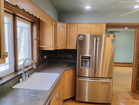 Tiny photo for 17w120 Woodland Avenue, Bensenville, IL 60106 (MLS # 12464194)