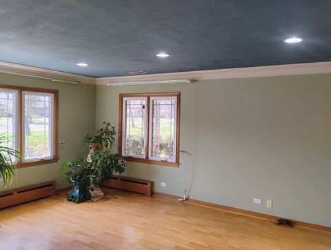 Tiny photo for 17w120 Woodland Avenue, Bensenville, IL 60106 (MLS # 12464194)