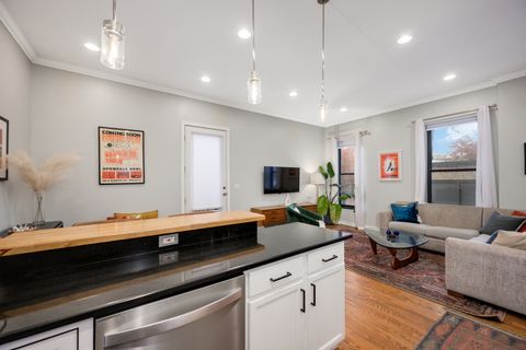 Tiny photo for 2205 W Shakespeare Avenue #1W, Chicago, IL 60647 (MLS # 12510862)