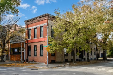 Tiny photo for 2205 W Shakespeare Avenue #1W, Chicago, IL 60647 (MLS # 12510862)