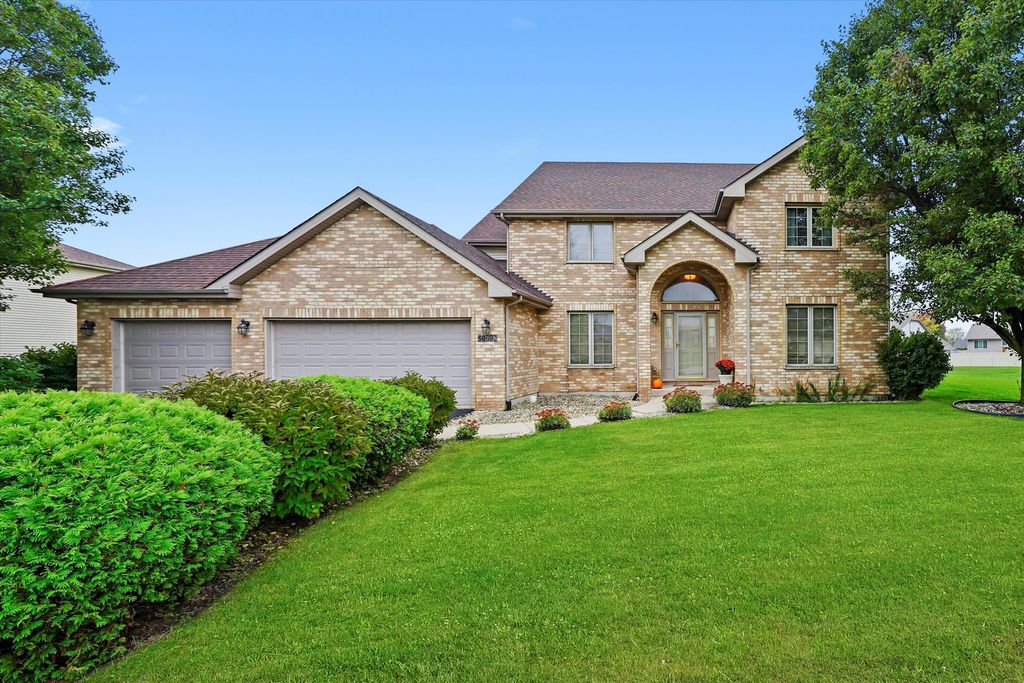 Photo for 21218 Shannon Avenue, Matteson, IL 60443 (MLS # 12500239)