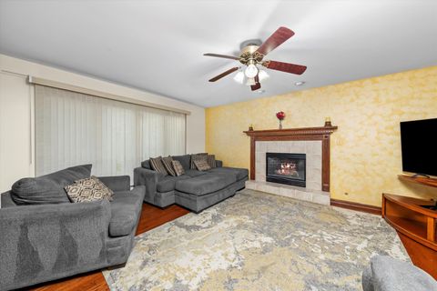 Tiny photo for 21218 Shannon Avenue, Matteson, IL 60443 (MLS # 12500239)