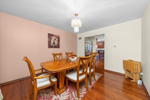 Tiny photo for 21218 Shannon Avenue, Matteson, IL 60443 (MLS # 12500239)