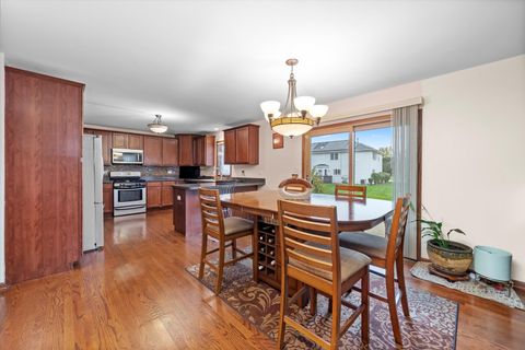 Tiny photo for 21218 Shannon Avenue, Matteson, IL 60443 (MLS # 12500239)