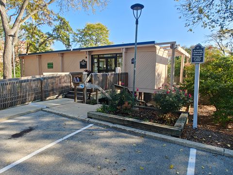 Tiny photo for 5807 Oakwood Drive #C, Lisle, IL 60532 (MLS # 12495195)