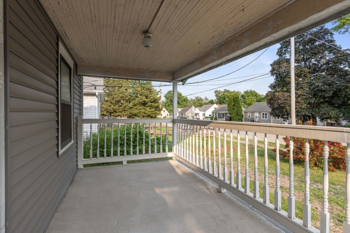 520 Renrose Avenue