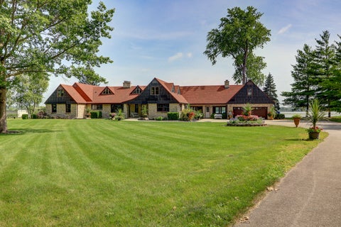 Photo of 701 Hill Drive, Rock Falls, IL 61071 (MLS # 12694265)