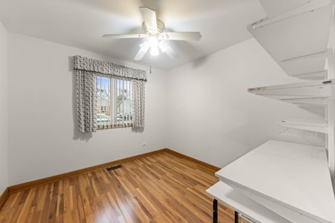 Tiny photo for 2355 Sunnydale Drive, Woodridge, IL 60517 (MLS # 12626548)