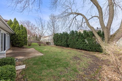 Tiny photo for 2355 Sunnydale Drive, Woodridge, IL 60517 (MLS # 12626548)