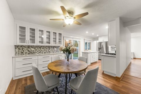 Tiny photo for 2355 Sunnydale Drive, Woodridge, IL 60517 (MLS # 12626548)