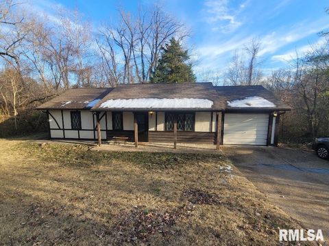Photo of 12 EDGEWOOD Lane, Belleville, IL 62223 (MLS # EB460798)
