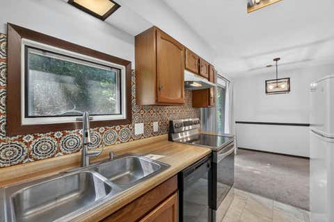 Tiny photo for 12 EDGEWOOD Lane, Belleville, IL 62223 (MLS # EB460798)