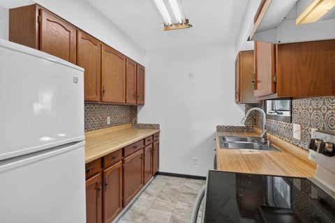 Tiny photo for 12 EDGEWOOD Lane, Belleville, IL 62223 (MLS # EB460798)