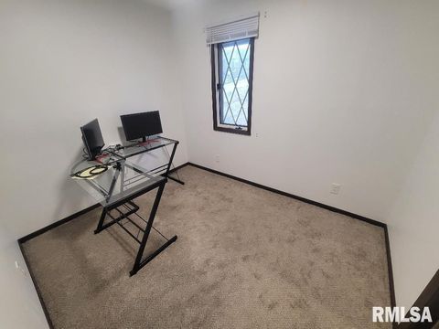 Tiny photo for 12 EDGEWOOD Lane, Belleville, IL 62223 (MLS # EB460798)