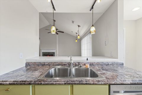 Tiny photo for 2404 Windward Boulevard #202, Champaign, IL 61821 (MLS # 12455995)