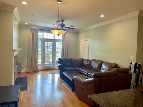 Tiny photo for 4417 S Calumet Avenue #2S, Chicago, IL 60653 (MLS # 12722152)