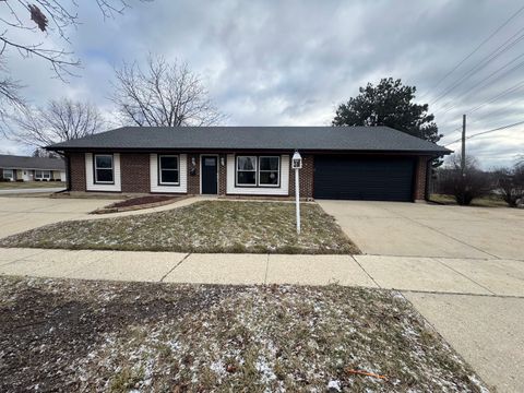 Tiny photo for 7315 Cumberland Drive, Hanover Park, IL 60133 (MLS # 12545054)