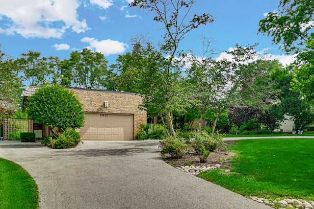 2817 Chariot Lane
