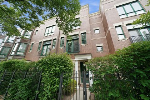 Photo of 1225 N Sedgwick Street #1225, Chicago, IL 60610 (MLS # 12669396)