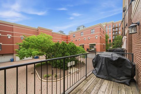 Tiny photo for 1225 N Sedgwick Street #1225, Chicago, IL 60610 (MLS # 12669396)