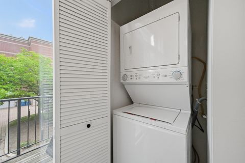Tiny photo for 1225 N Sedgwick Street #1225, Chicago, IL 60610 (MLS # 12669396)