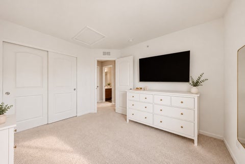 Tiny photo for 1170 Evergreen Avenue, Des Plaines, IL 60016 (MLS # 12795495)