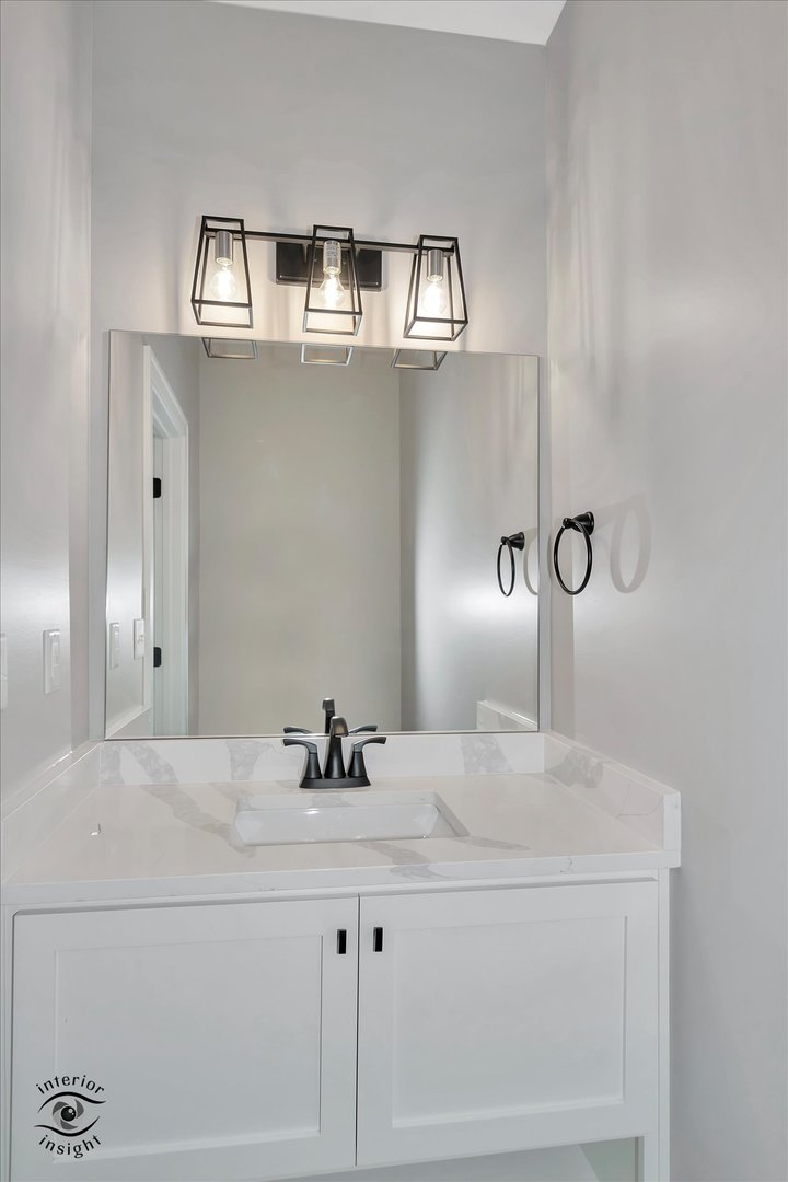 Manteno, Illinois 60950, United States, 2 Bedrooms Bedrooms, ,3 BathroomsBathrooms,Residential,Active,183741