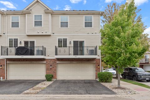 Tiny photo for 1502 Lakeridge Court, Mundelein, IL 60060 (MLS # 12461212)