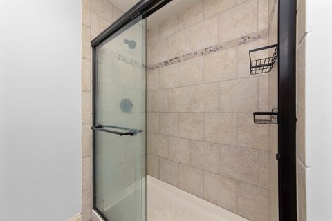 Tiny photo for 1502 Lakeridge Court, Mundelein, IL 60060 (MLS # 12461212)