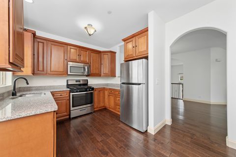 Tiny photo for 1502 Lakeridge Court, Mundelein, IL 60060 (MLS # 12461212)