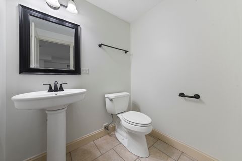 Tiny photo for 1502 Lakeridge Court, Mundelein, IL 60060 (MLS # 12461212)
