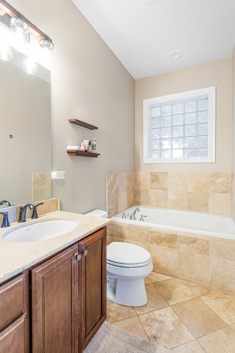 Tiny photo for 2248 W FOSTER Avenue #3, Chicago, IL 60625 (MLS # 12794546)