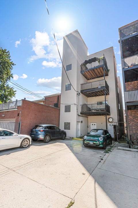 Tiny photo for 2248 W FOSTER Avenue #3, Chicago, IL 60625 (MLS # 12794546)